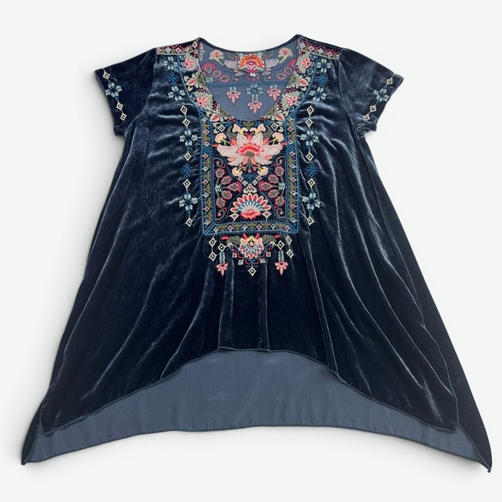 Johnny Was Los Angeles Velvet Tunic Top Womens Medium Blue Embroidered Boho - Picture 1 of 11